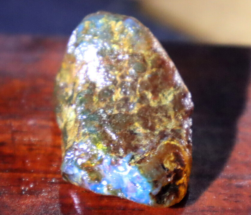 Excellent Natural Dominican Crystal Clear Volcanic Blue Amber Rough Specimen 10g – photo 3