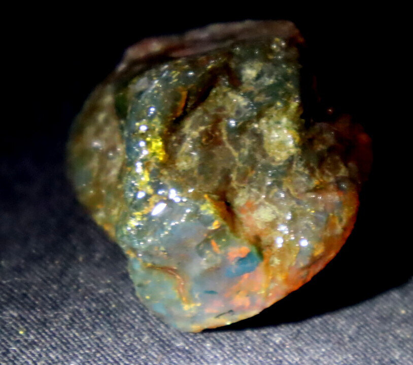 Excellent Dominican Crystal Clear Orange Blue Amber Rough Specimen 40mm 16.3g – photo 11