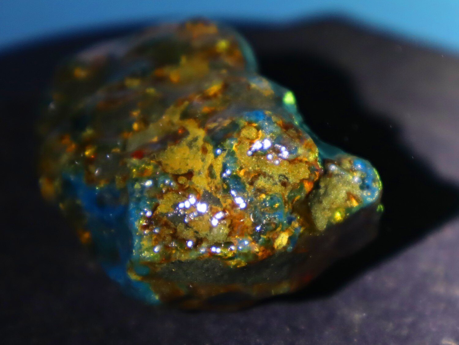 Beautiful Natural Dominican Clear Green Blue Amber Rough Specimen 63mm 31.2g – photo 15
