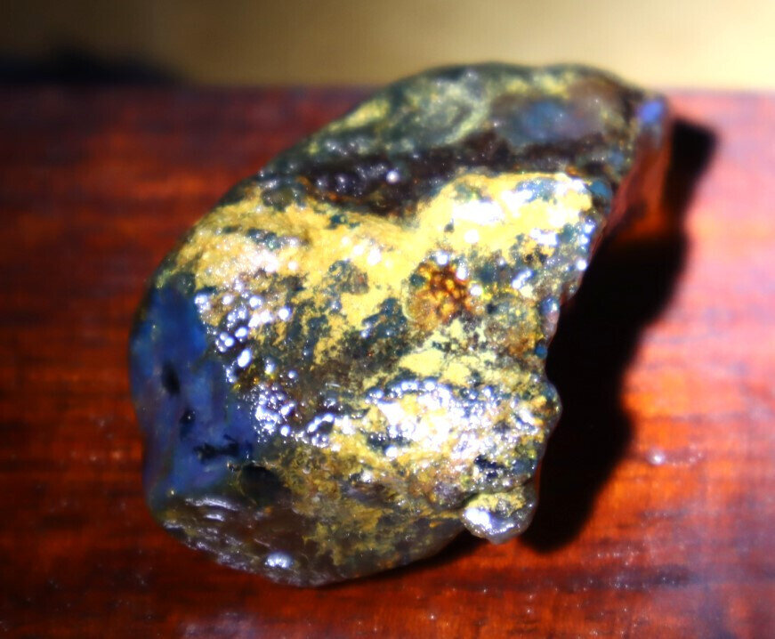 Beautiful Natural Dominican Clear Sky Blue Amber Rough Specimen 47mm 19g – photo 4