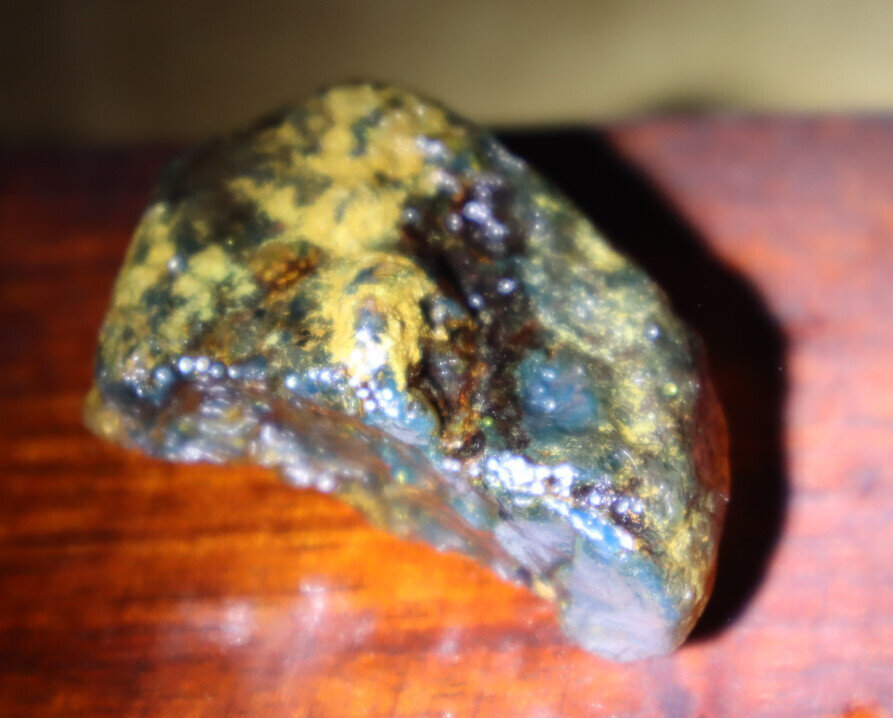 Beautiful Natural Dominican Clear Sky Blue Amber Rough Specimen 47mm 19g – photo 5