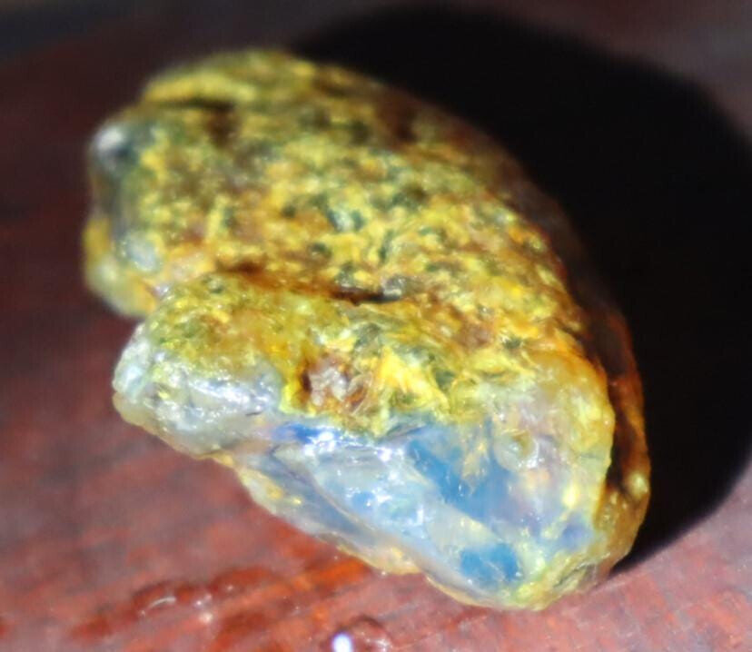 Exquisite Natural Dominican Crystal Clear Sky Blue Amber Rough Specimen 43mm 8g – photo 8