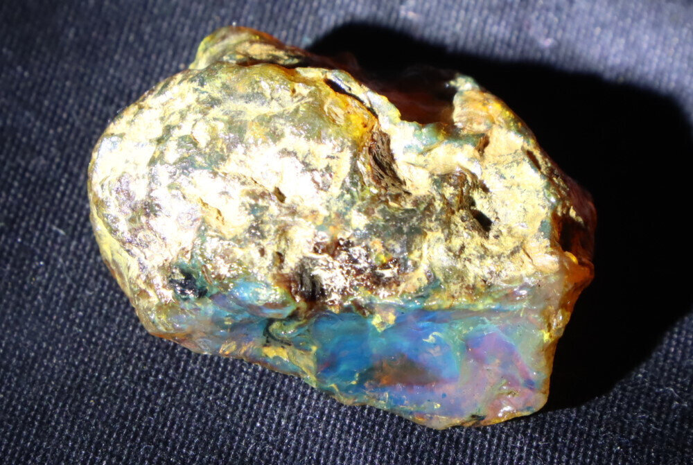 Exquisite Natural Dominican Clear Green Blue Amber Rough Specimen 40mm 13.5g – photo 4
