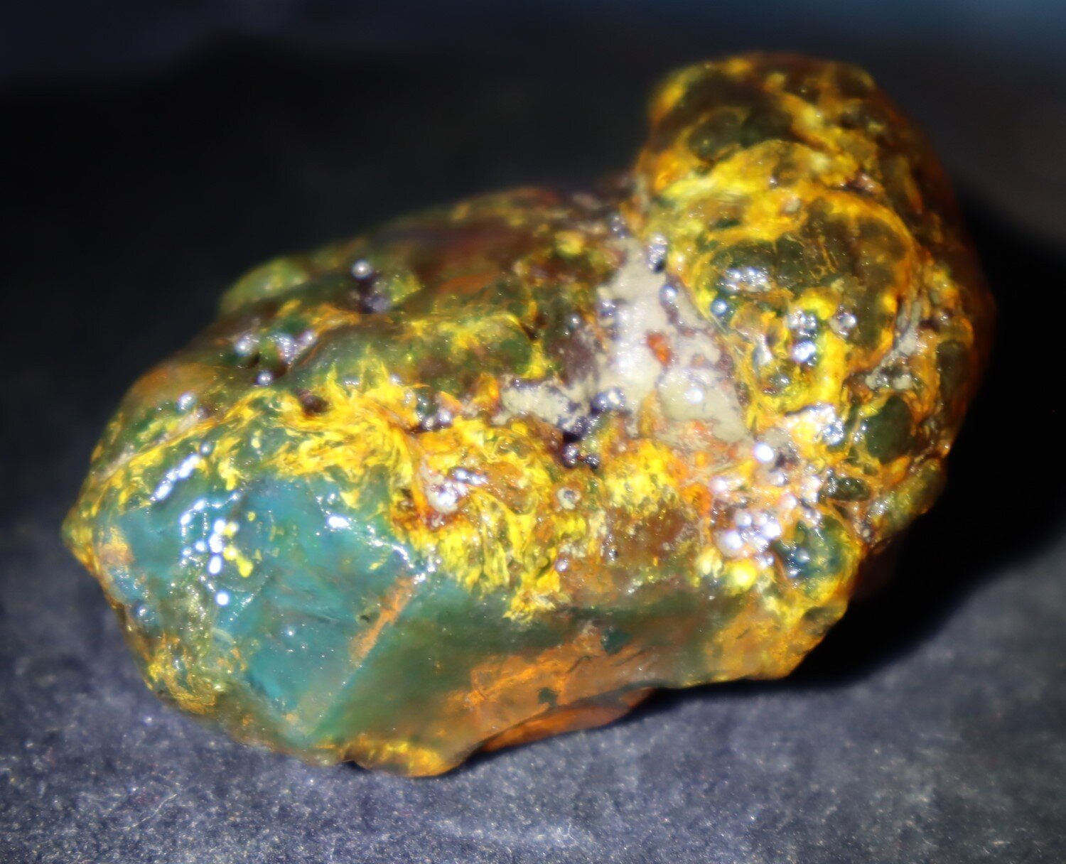 Splendid Natural Dominican Clear Green Blue Amber Rough Specimen 52mm 31.6g – photo 4