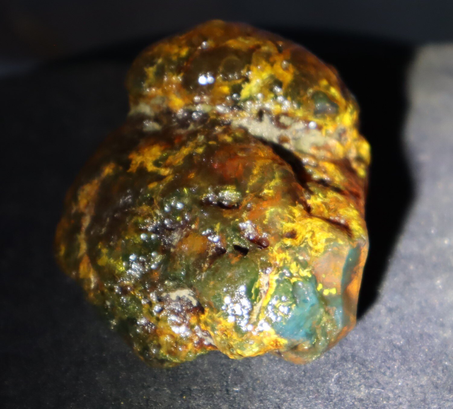 Splendid Natural Dominican Clear Green Blue Amber Rough Specimen 52mm 31.6g – photo 5