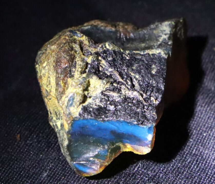 Beautiful Natural Dominican Clear Green Blue Amber Rough Specimen 44mm 12g – photo 5