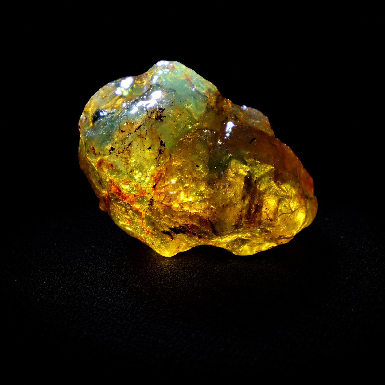 Authentic Green Blue Dominican Amber Rough Specimen Chunk 51mm 24.2g – photo 10