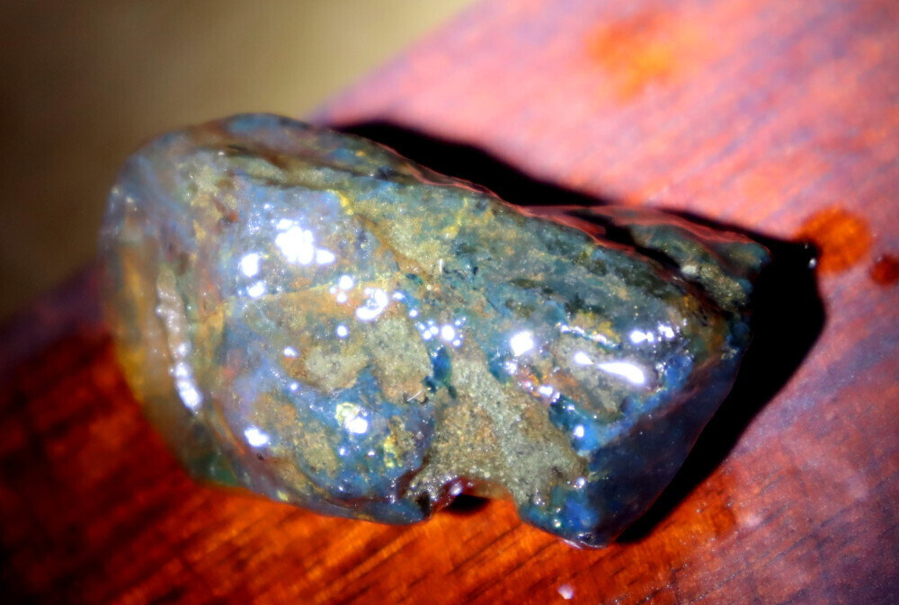 Beautiful Natural Dominican Clear Ocean Blue Amber Rough Specimen 50mm 18.5g – photo 5