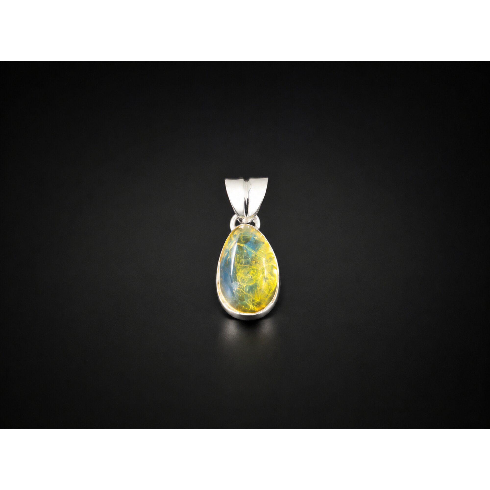 Classic Clear Yellow Blue Dominican Amber 925 Sterling Silver Pendant 23mm – photo 4