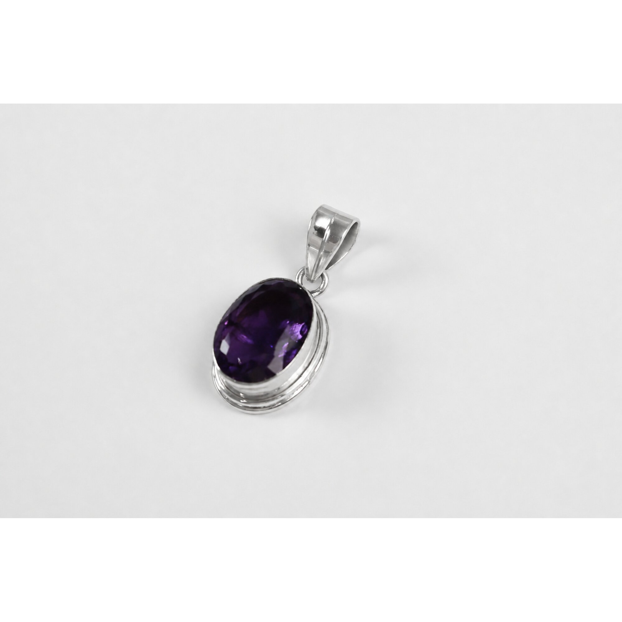 Clear purple Natural amethyst oval 925 Sterling Silver Pendant 31 mm – photo 4