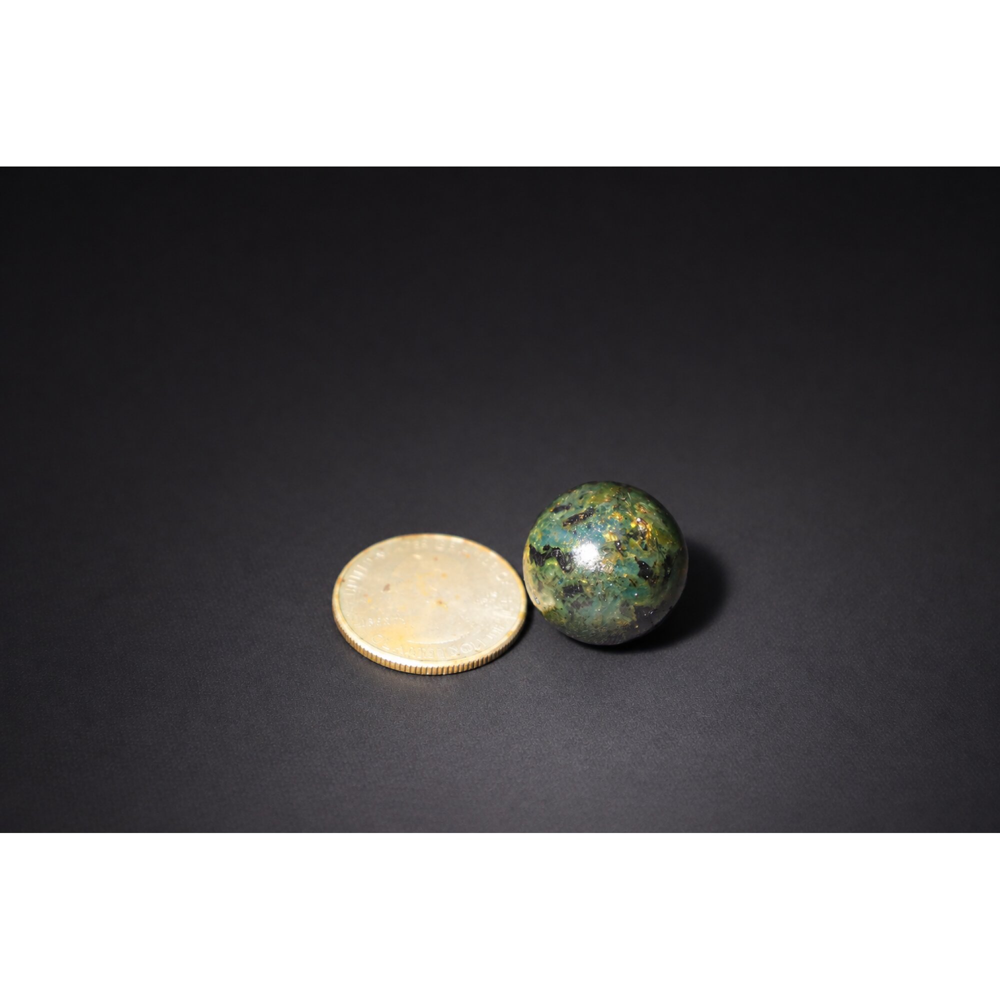 Untreated olive green blue Dominican amber sphere/ball 20mm – photo 6
