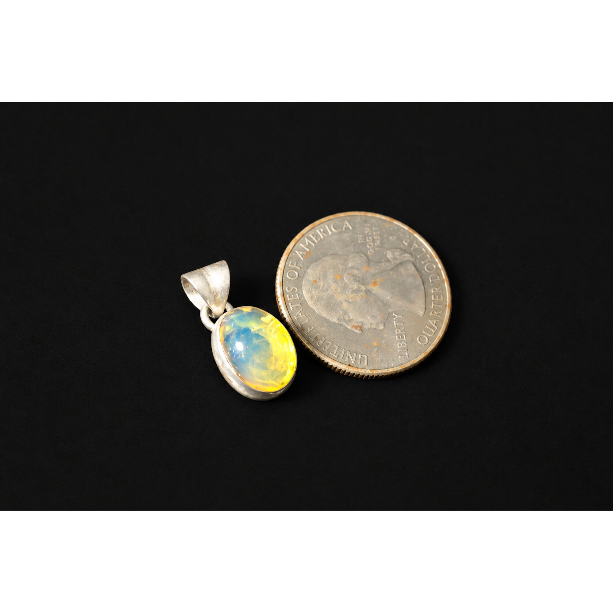 Timeless light blue Dominican amber sterling silver pendant 21mm – photo 3