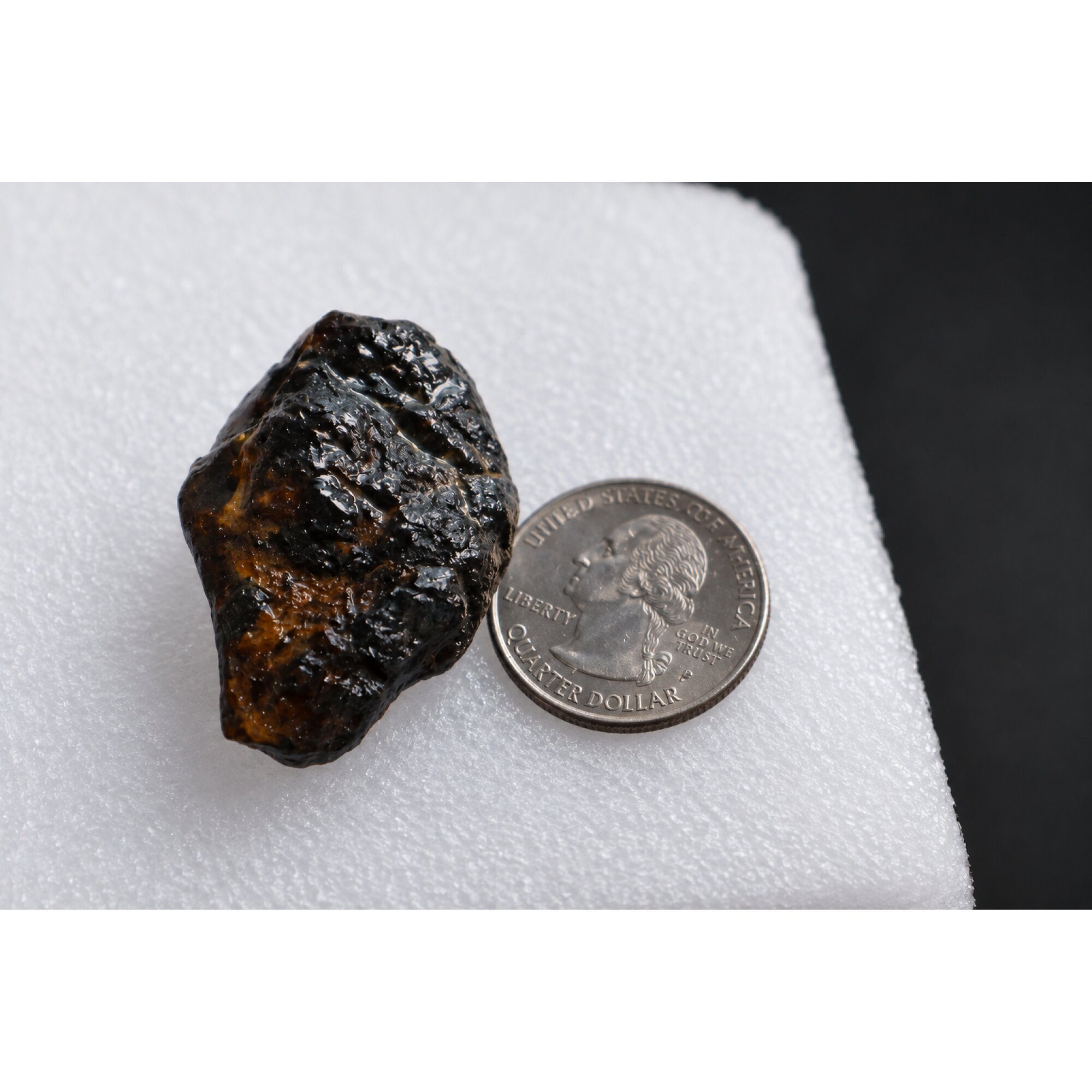 Genuine sky blue rough specimen Dominican amber 40mm – photo 8