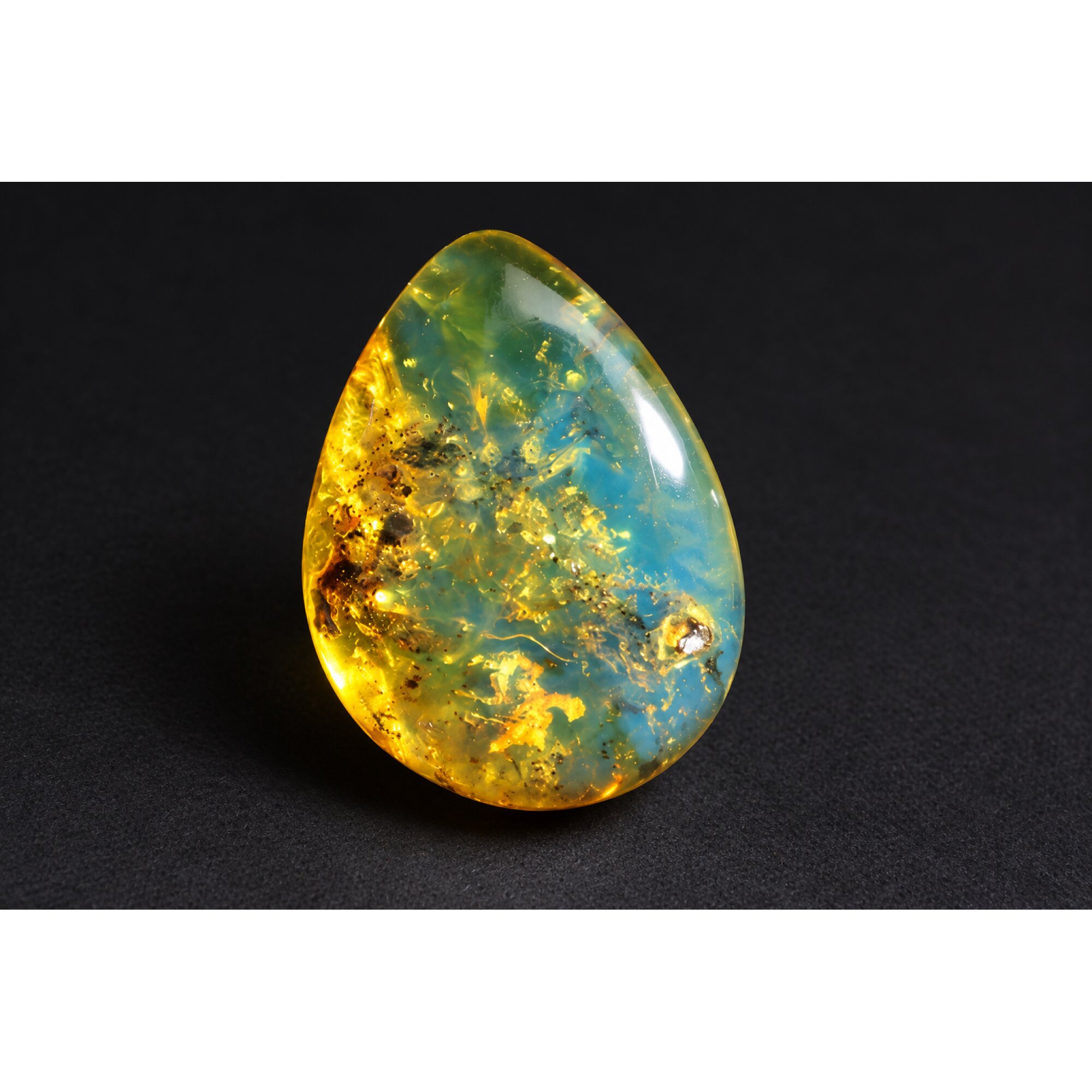 Untreated green blue polished Dominican amber 1.9g – photo 7