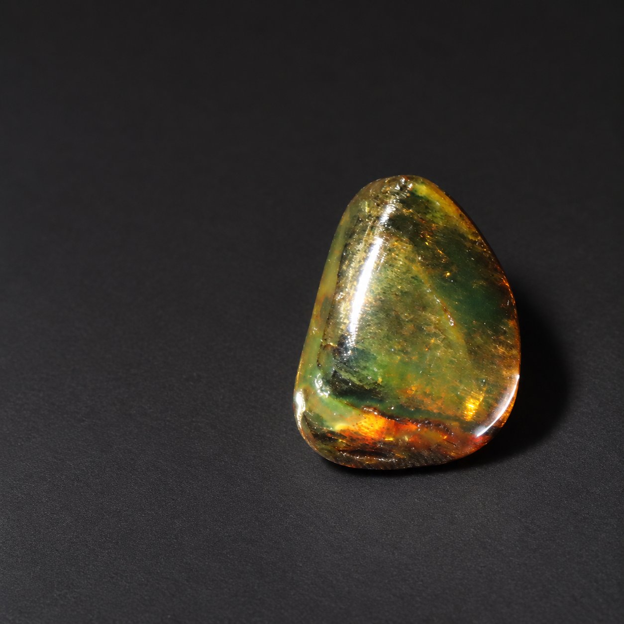 Genuine orange green polished Dominican amber 26mm – photo 3