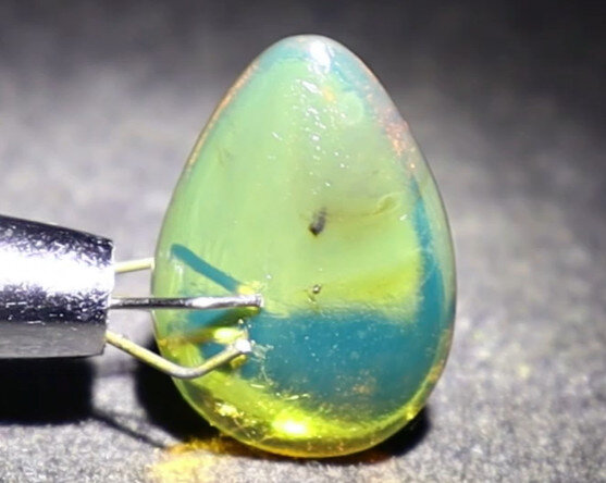 Exquisite Natural Dominican Clear Light Blue Amber Polished Stone 19mm – photo 7