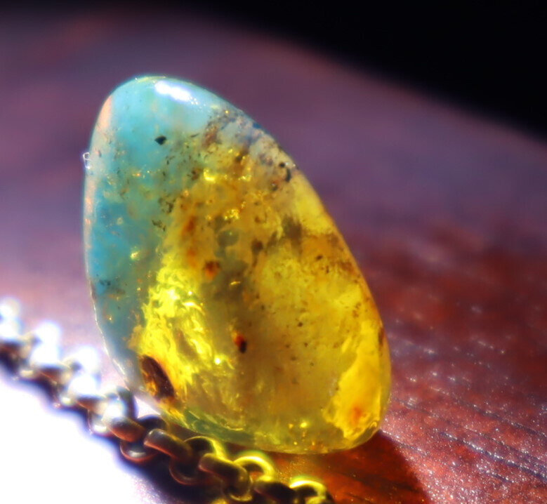 Impressive Natural Dominican Clear Sky Blue Amber Polished Stone 19mm – photo 4