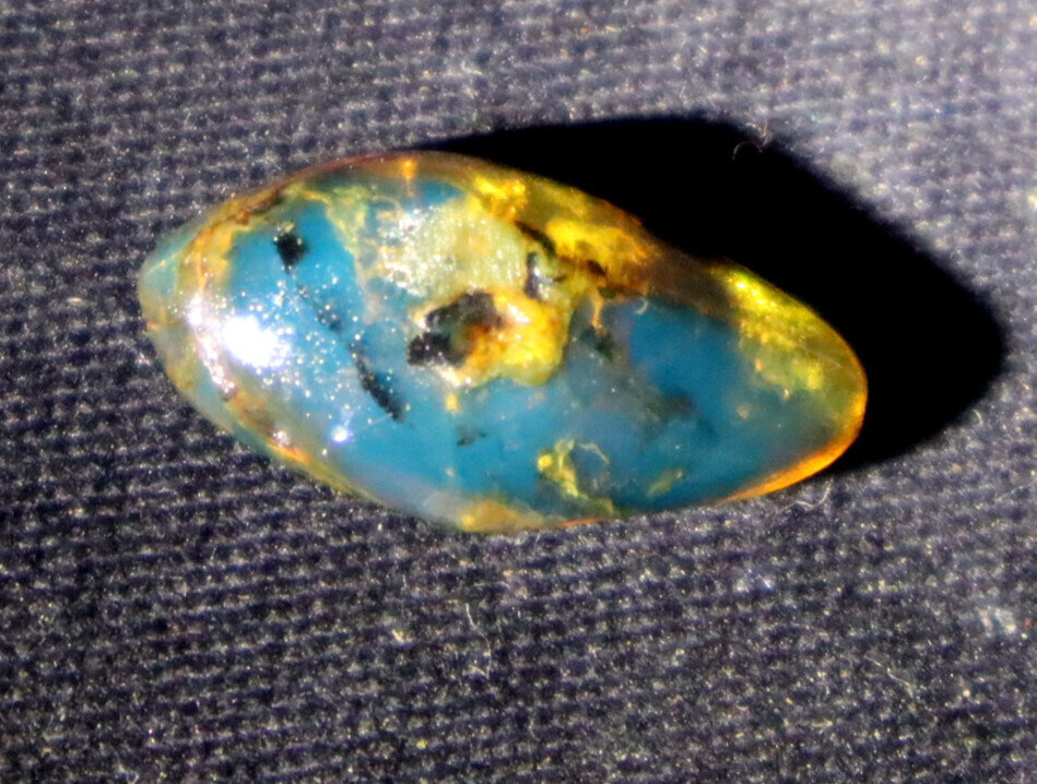 Lovely Natural Dominican Clear Deep Blue Amber Polished Stone 21mm – photo 6