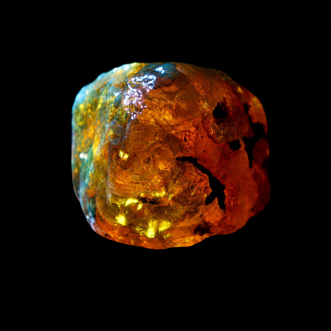 Genuine Natural Green Blue Dominican Amber Rough Specimen Chunk 59mm 63g – photo 8