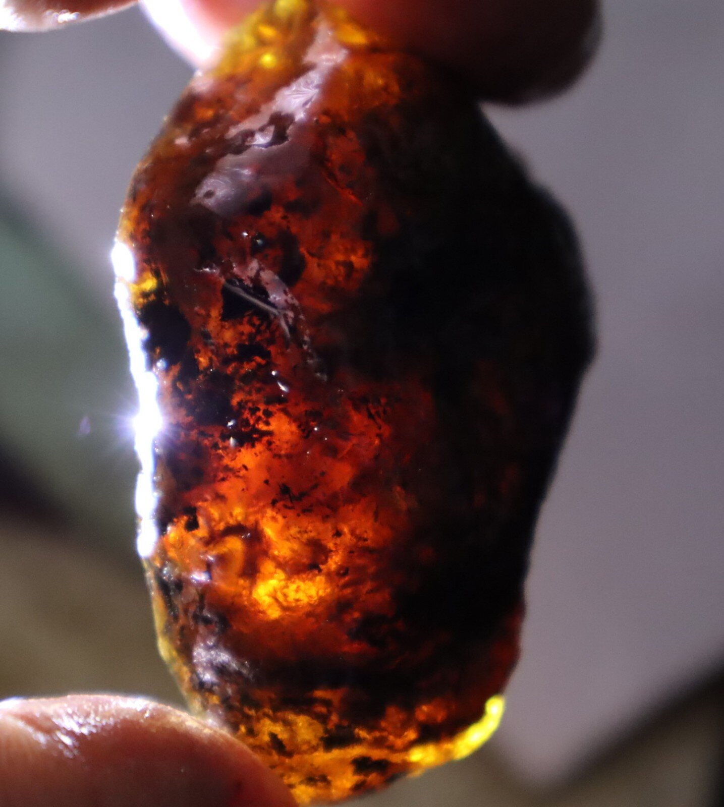 Exquisite Natural Dominican Translucent Green Blue Amber Rough Specimen 60mm 38g – photo 5