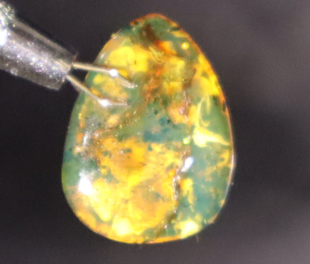 Natural Dominican Blue Amber Polished Stone 30mm Clear Light – photo 4