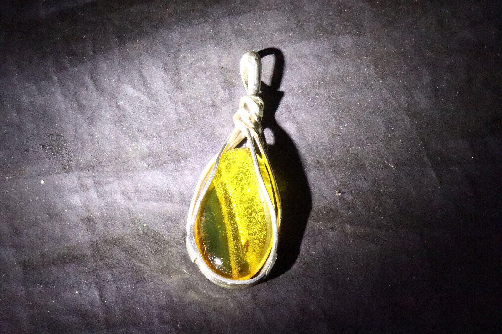 Natural Clear Amber fossil Insect Bee Wasp .925 Sterling Silver Pendant 50mm – photo 6