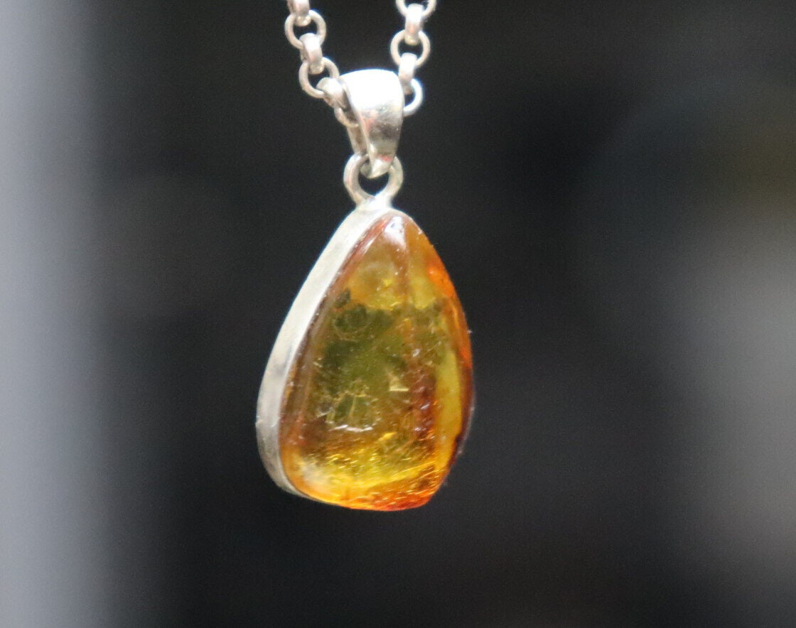 Handcrafted Natural Clear Light Orange Amber .925 Sterling Silver Pendant 28mm – photo 5