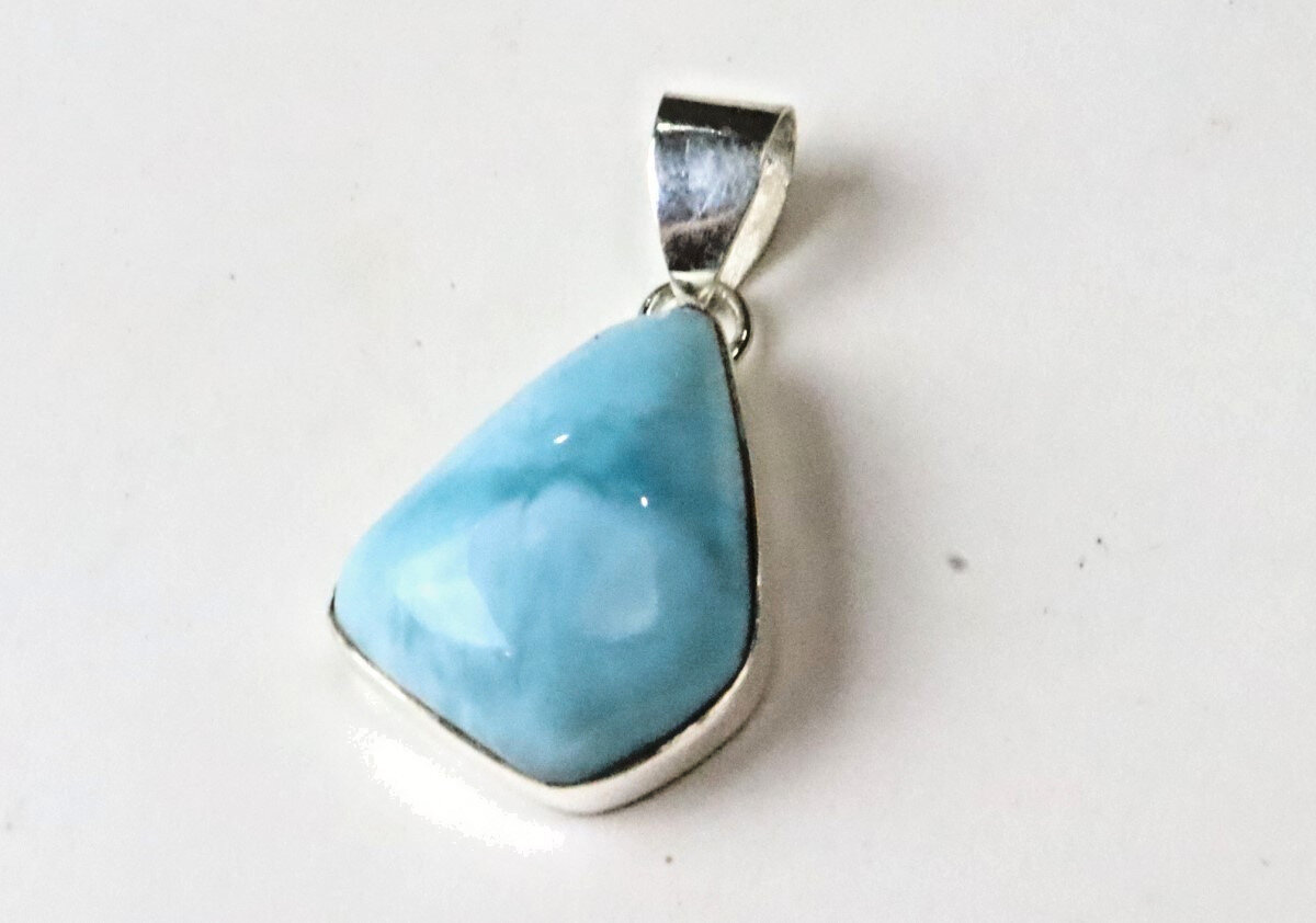 Charming Design Natural Sky Blue Larimar .925 Sterling Silver Pendant 32mm – photo 3