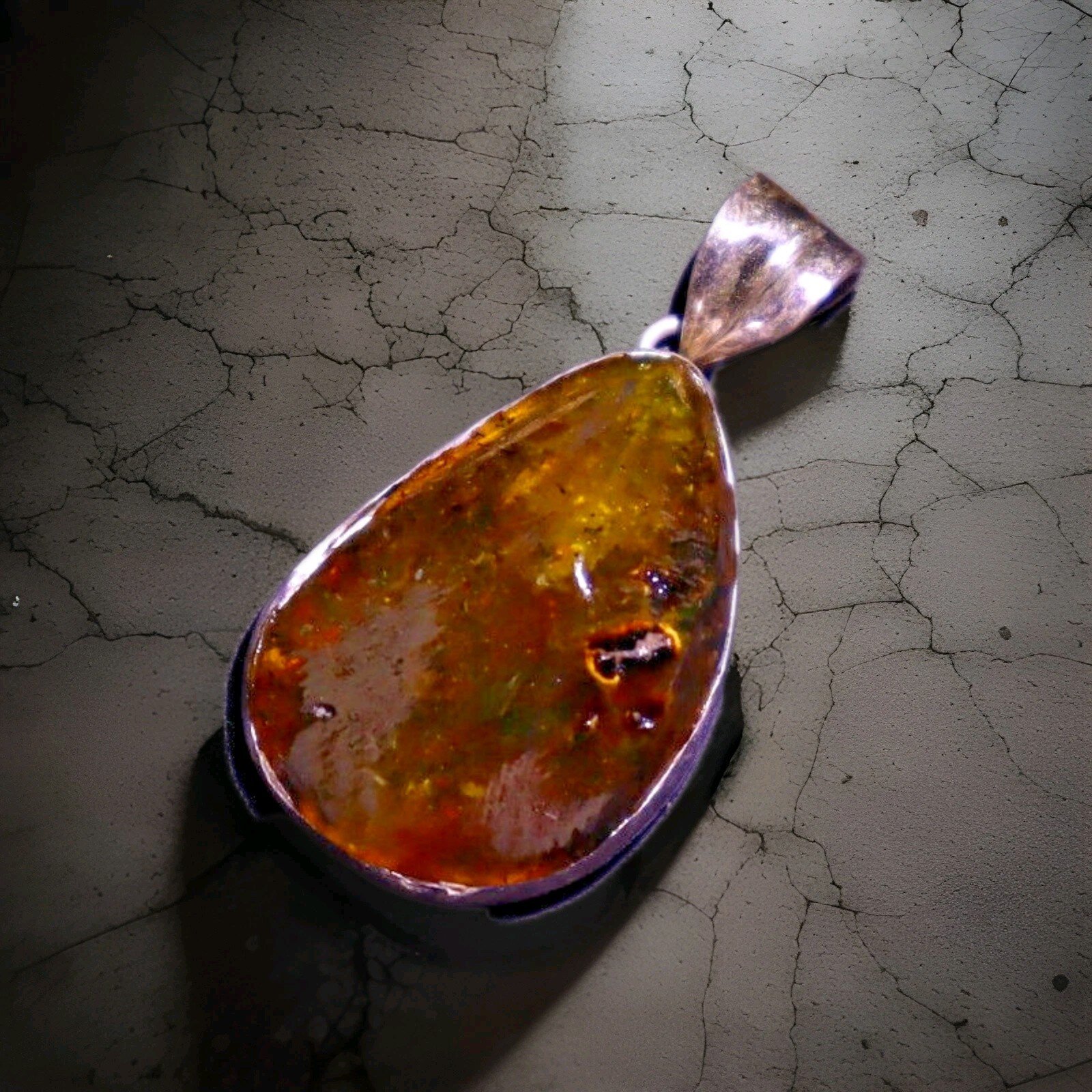 Beautiful Natural Translucent Green Brown Amber .925 Sterling Silver Pendant – photo 4