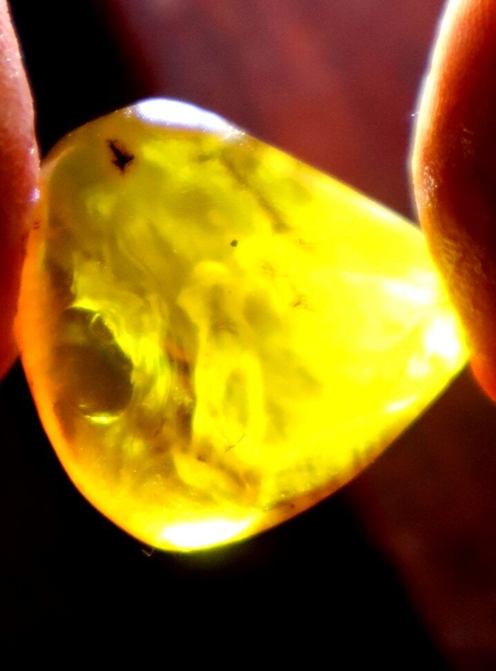 Excellent Natural Dominican Clear Orange Blue Amber Polished Stone 22mm – photo 9