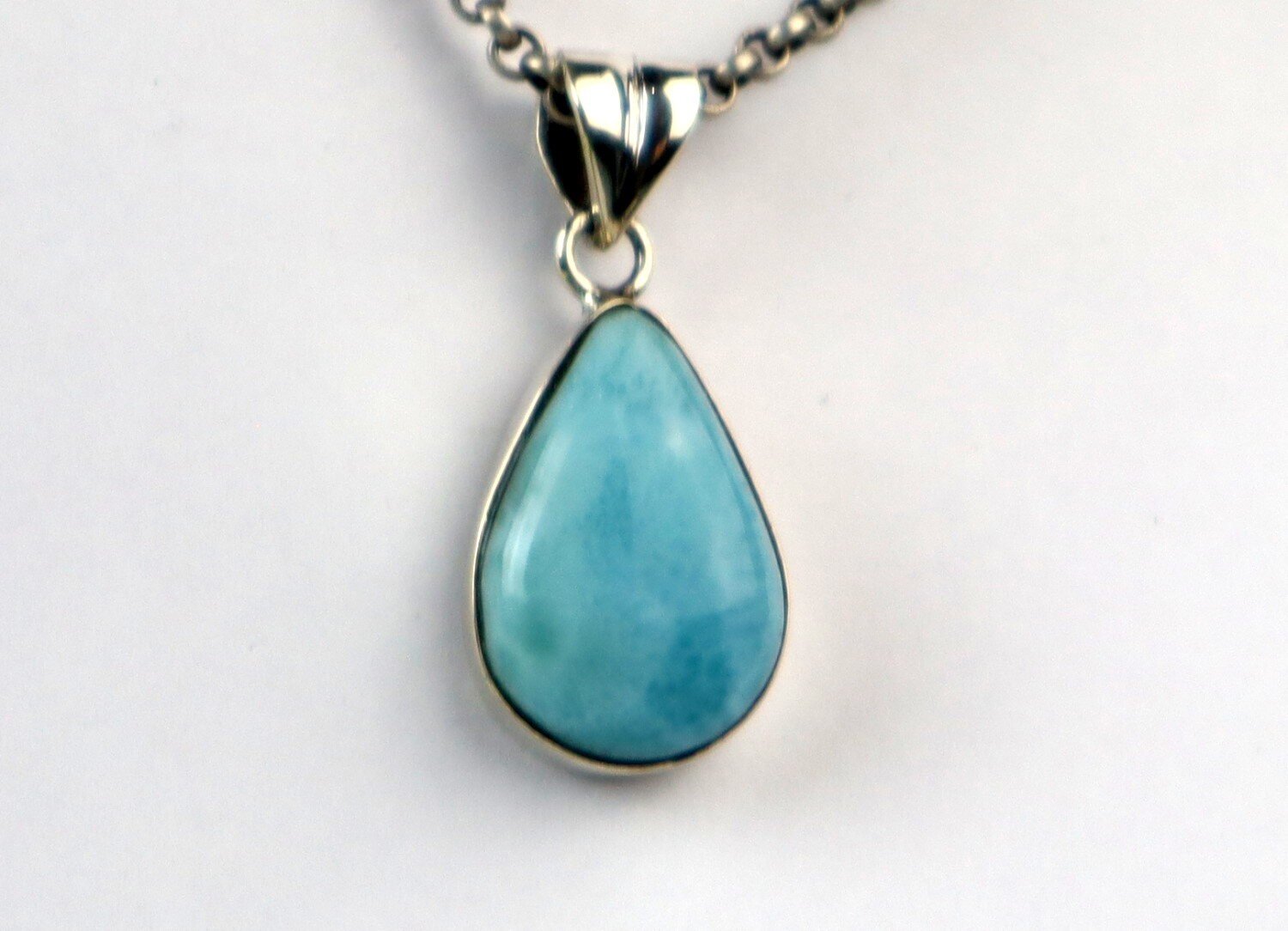 Charming Design Natural Sky Blue Larimar .925 Sterling Silver Pendant 32mm – photo 3