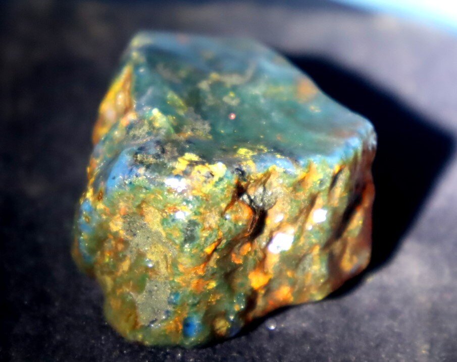 Charming Design Natural Dominican Clear Green Blue Amber Rough Specimen 50mm 26g – photo 8