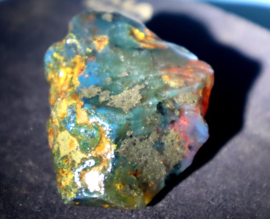 Charming Design Natural Dominican Clear Green Blue Amber Rough Specimen 50mm 26g – photo 9