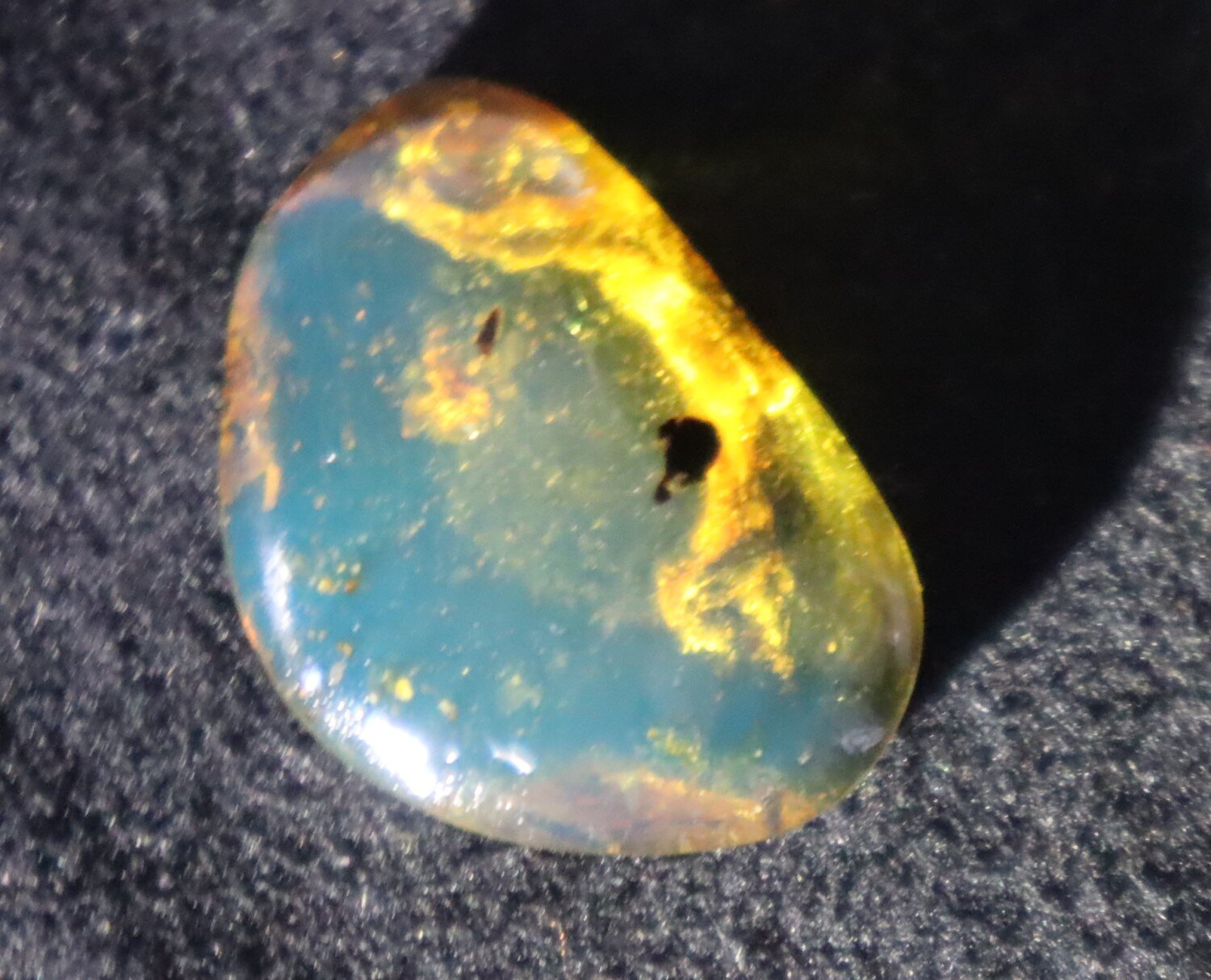 Splendid Natural Clear Sky Blue Amber Cabochon polished Stone 25mm – photo 7