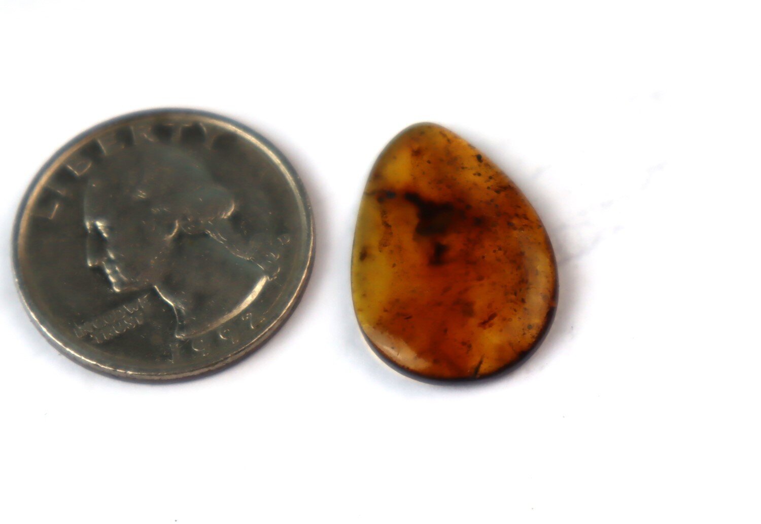 Lovely Natural Dominican Clear Ocean Blue Amber Polished Stone 23mm – photo 7